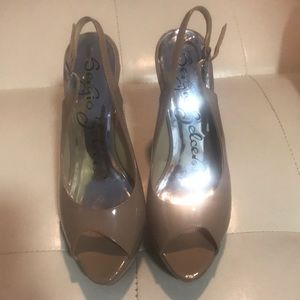 Sergio Zelcer tan heels